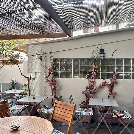 מלון Eden - La Baigneuse