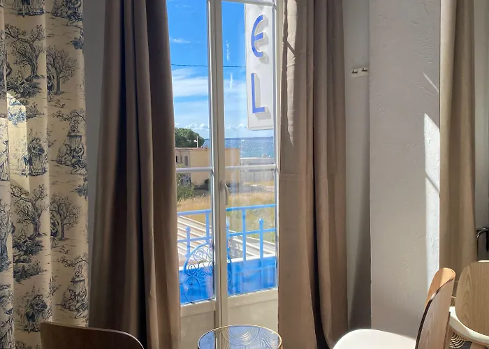 Eden - La Baigneuse Hotel