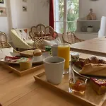 Eden Hotel