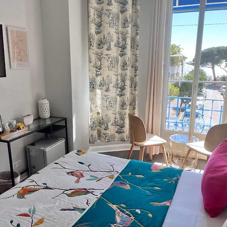 Hotel Eden - La Baigneuse 3*