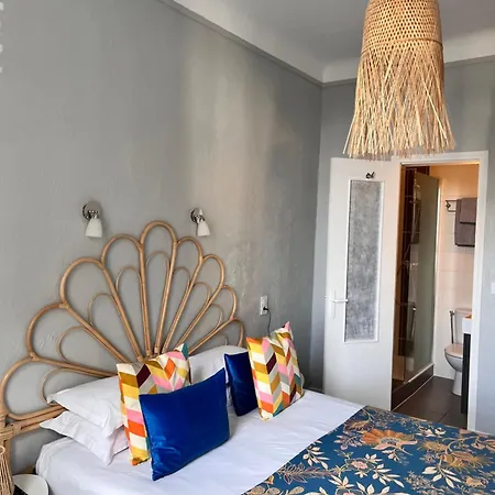 Hotel Eden - La Baigneuse 3*