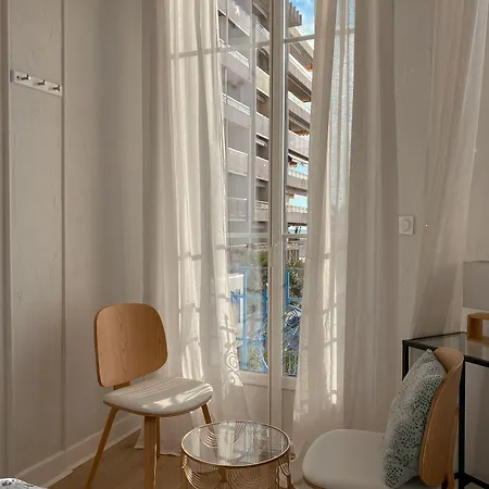 Otel Eden - La Baigneuse 3*
