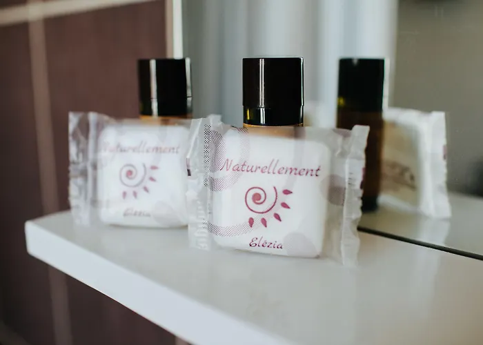 Eden - La Baigneuse Жюан-ле-Пен